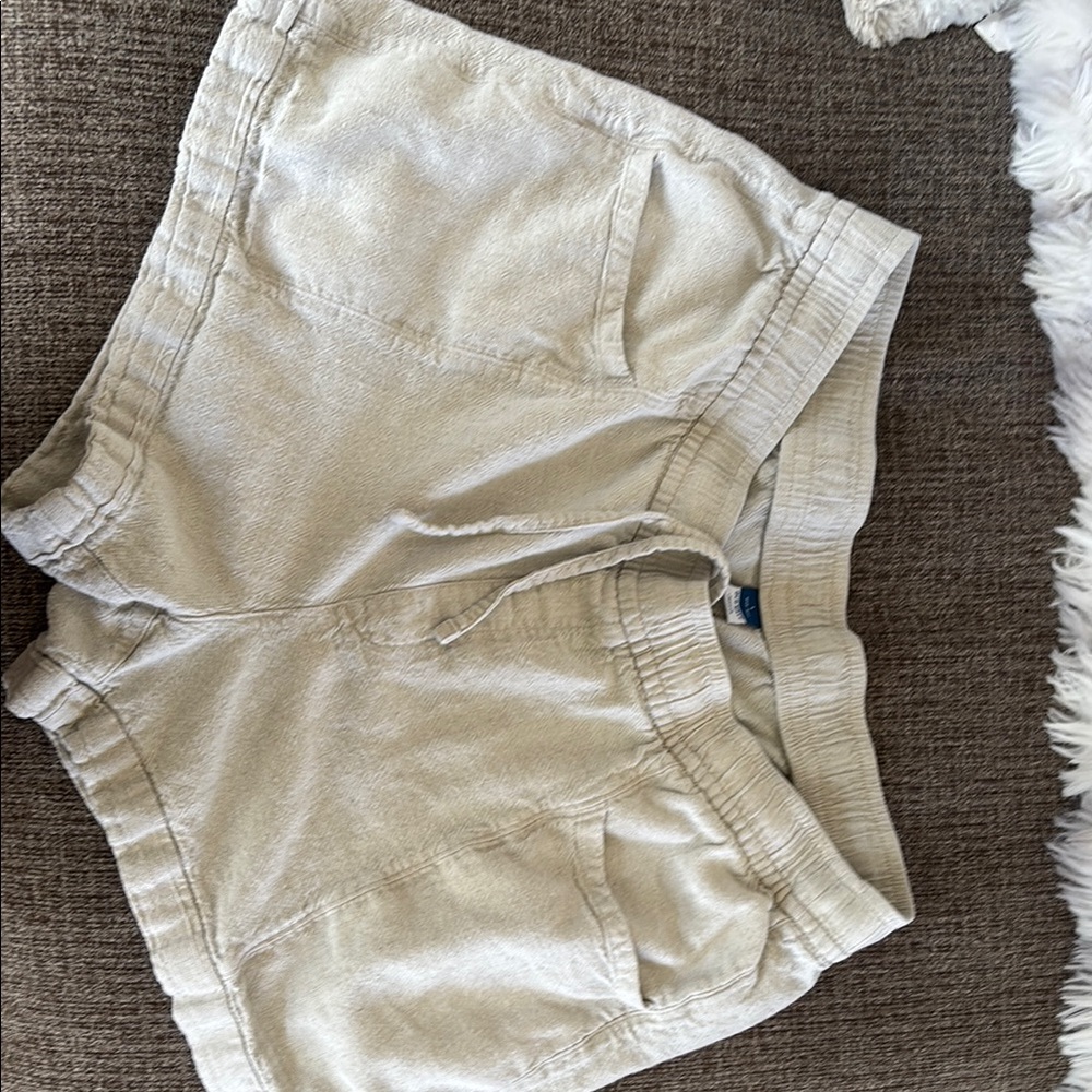Old Navy Tan Cargo Shorts Relaxed Fit Summer Essential